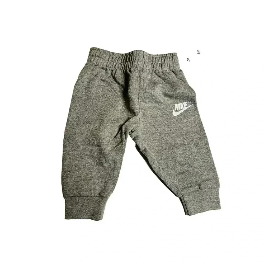 Nike Baby Boy's  Long Sleeve Bodysuit & Joggers Set Size 3 Months - Picture 3 of 5